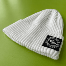 Шапка Шеврон-W Біла